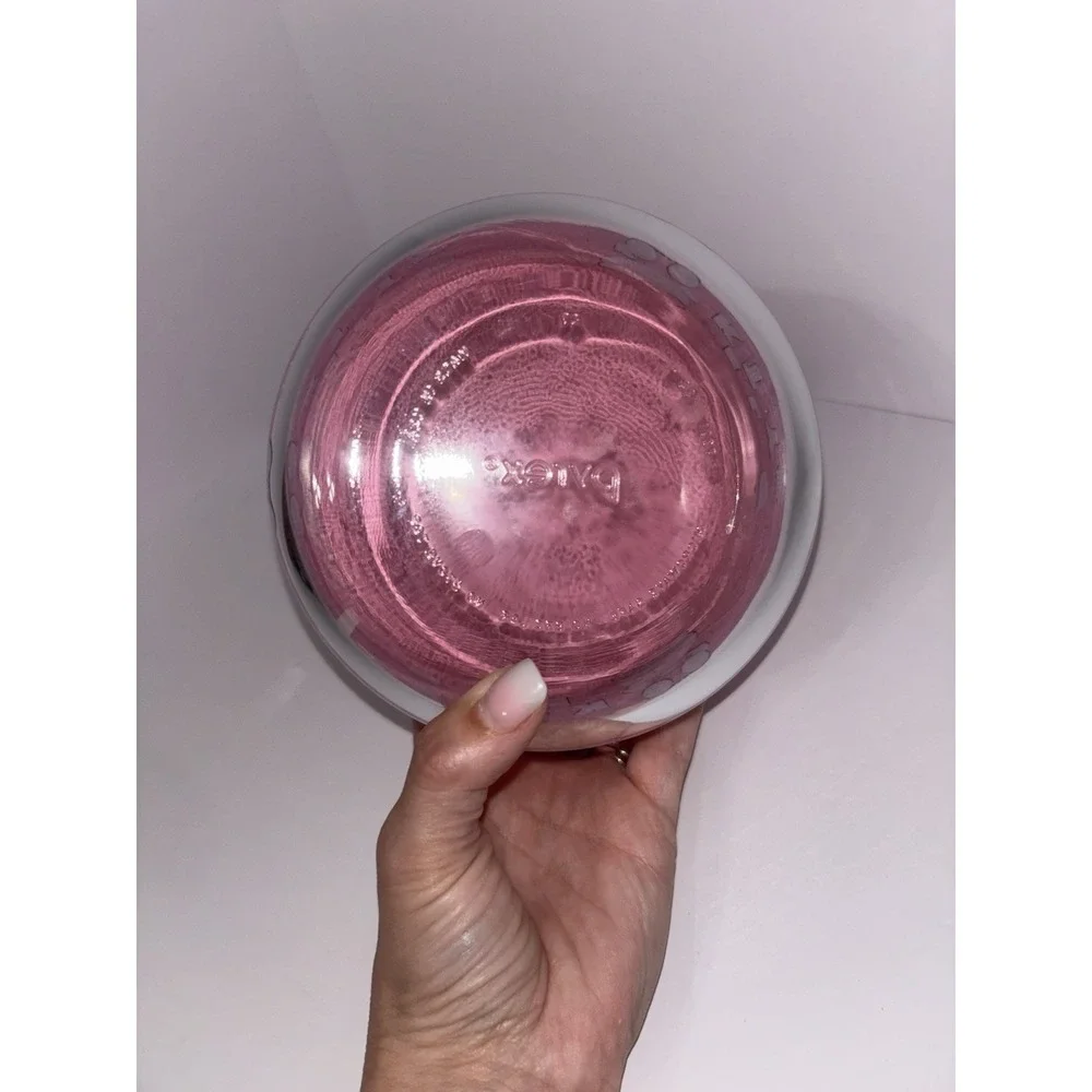Pyrex PINK Hello Kitty Storage Bowl With Lid NEW